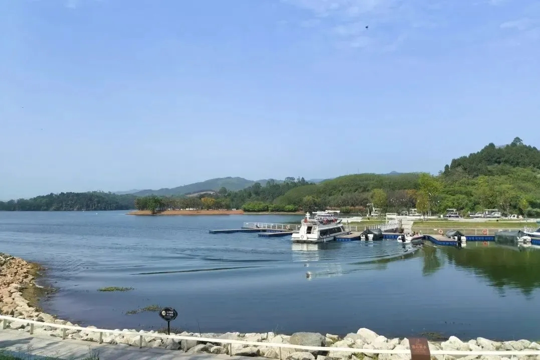 The Sancha Lake